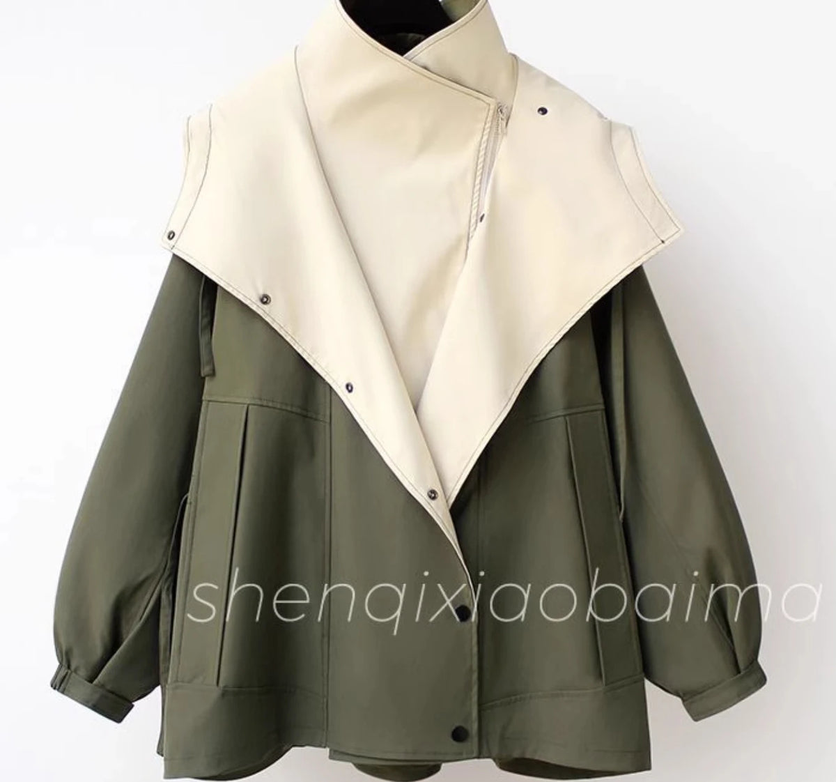 Élan Contrast Panel Button Shirt