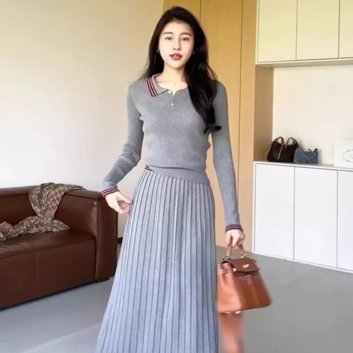 Élan Grace Pleated Midi Skirt