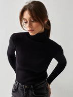 Élan Classic Turtleneck Knit Sweater