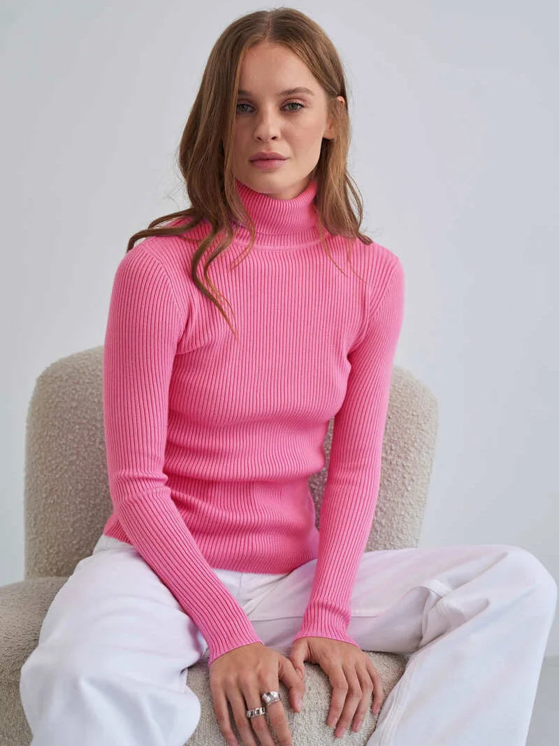 Élan Classic Turtleneck Knit Sweater