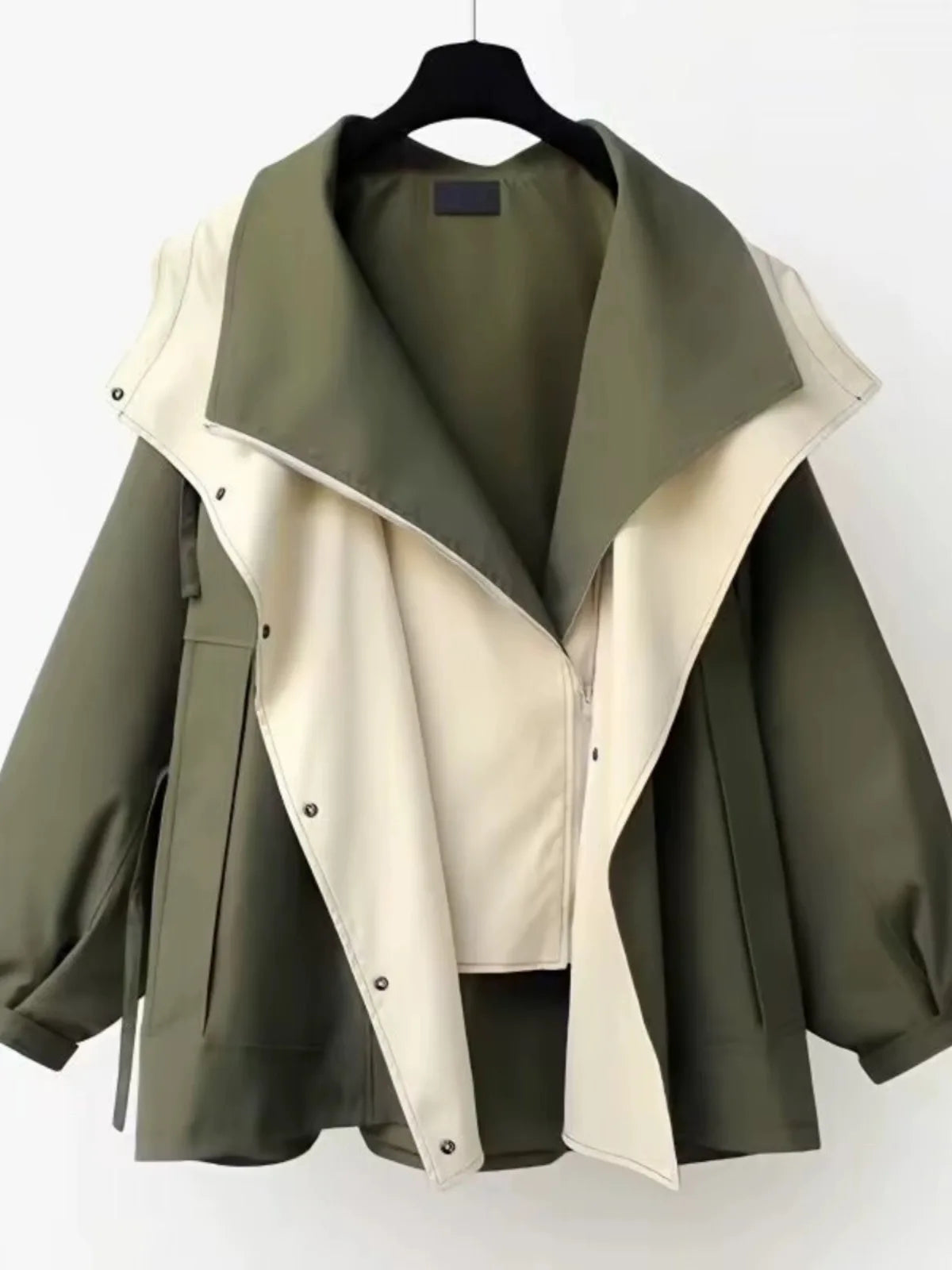 Élan Contrast Panel Button Shirt