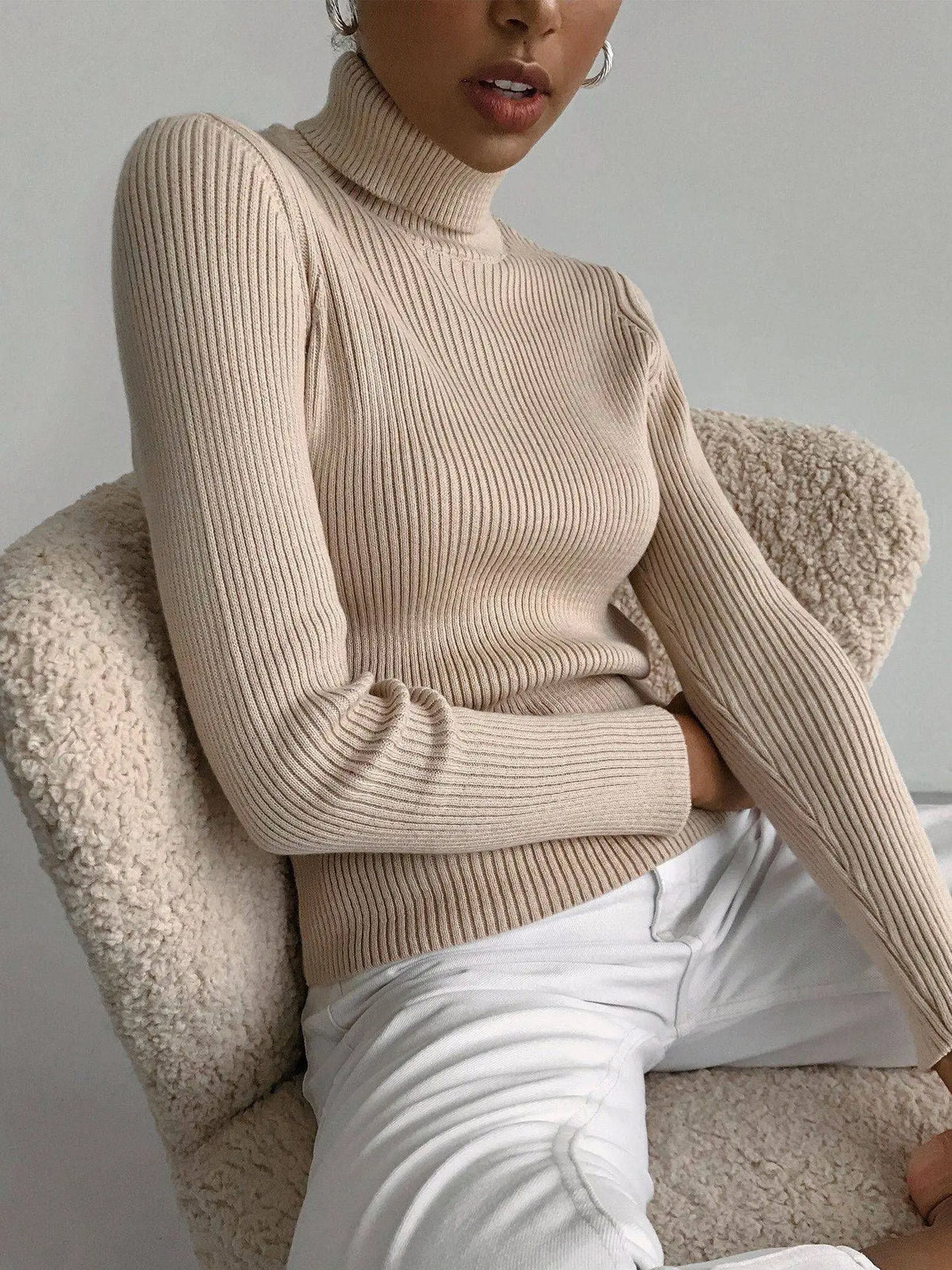 Élan Classic Turtleneck Knit Sweater